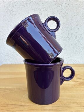Fiesta vintage Purple Ceramic Mugs - Set of 2 HLC fiesta USA  *some damage*